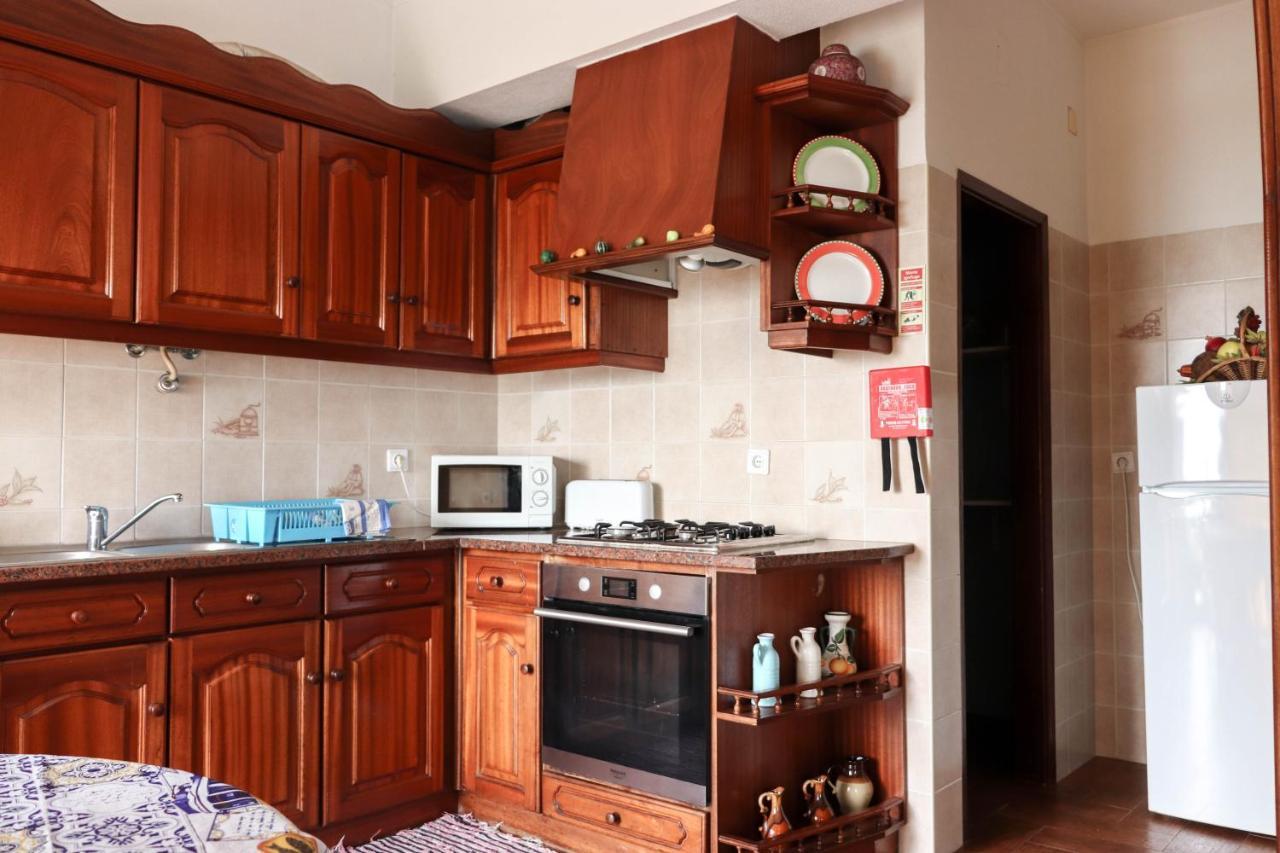 Apartamento Com Vista Mar นาซาเร ภายนอก รูปภาพ